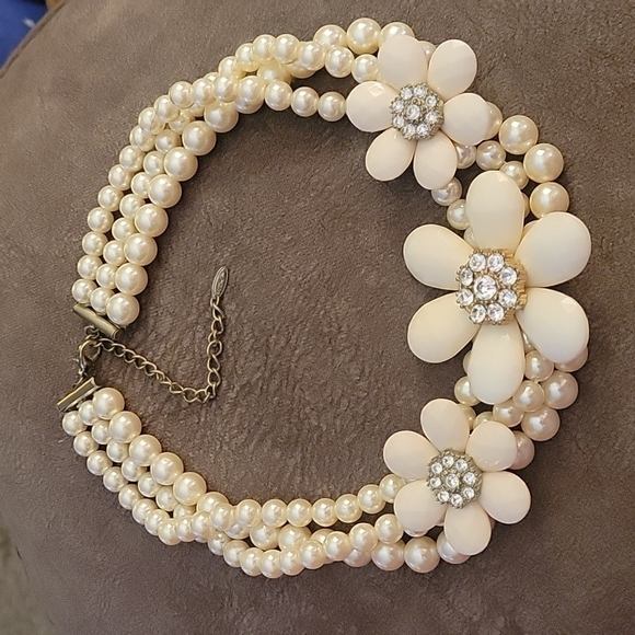 VCLM Retro 1960s Cream Floral Acrylic Glass Pearl Beaded Bridal Necklace - Picture 4 of 8